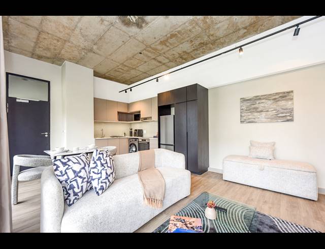 1 BEDROOM APARTMENT FOR SALE IN SANDOWN